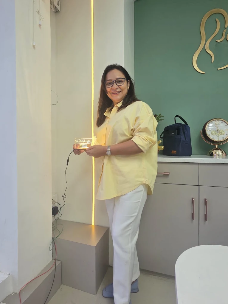 Clinical patient screening desk at June Women's Health, Sushant Golf City